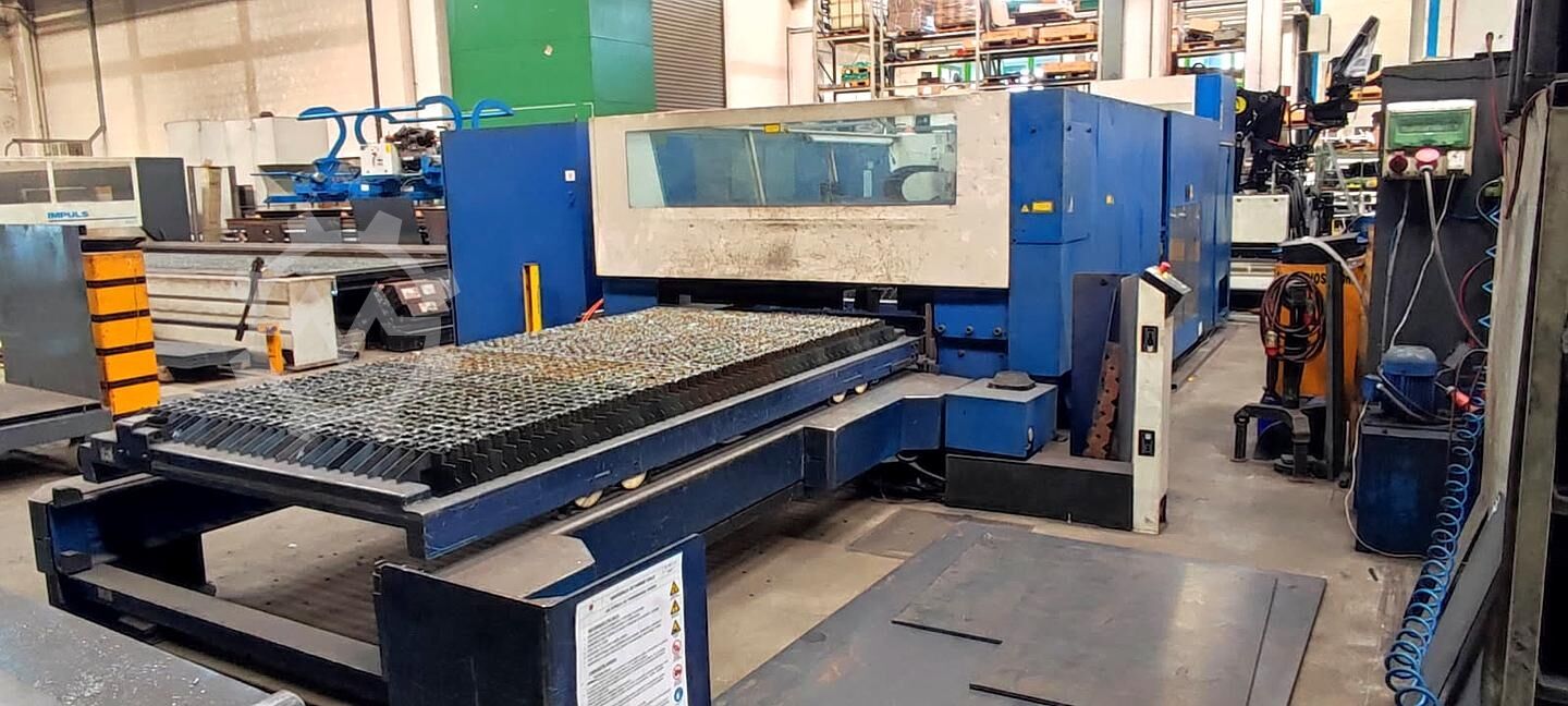 Mașină de tăiat cu laser TRUMPF TruLaser 5030 classic - 5kW